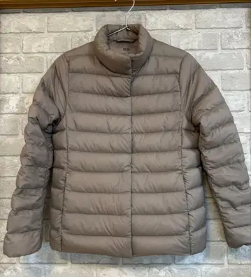 유니클로 울트라 라이트 다운 자켓 S 사이즈