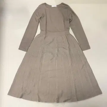 [index] 플레어 니트 원피스