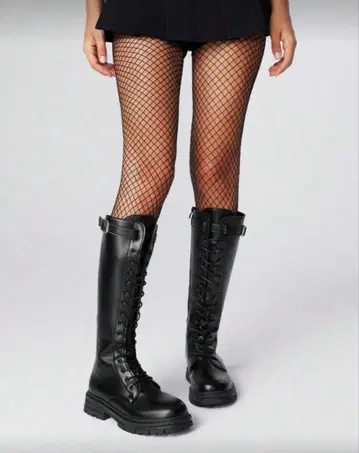 블랙 레이스업 롱 부츠