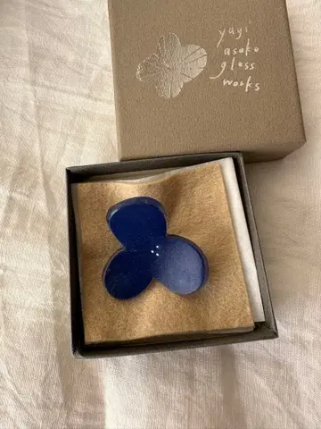 야기린넨 핑 브로치 꽃 블루