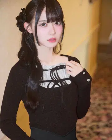 프릴 리본 리브 상의 미셸 마카롱