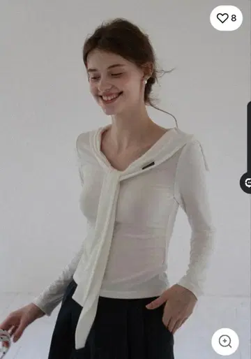 Eggka 오프숄더 태국 디테일 롱 슬리브 니트탑