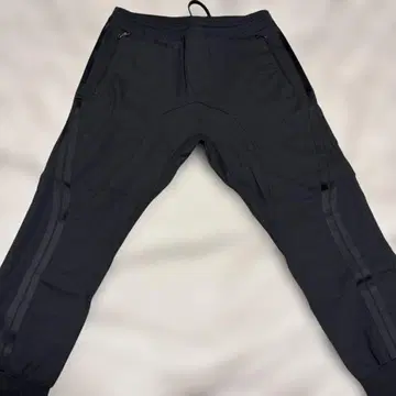 닐바렛 로우 핏 스웨트 팬츠