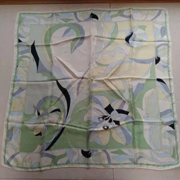 23구 온워드 실크 100% 스카프 (배송비 할인 기간 중만 판매)