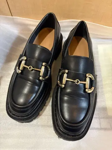 H&M 통굽 로퍼 블랙 36