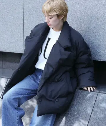 미사용 새상품 택 포함 The rejoice 테일러드 다운 코트