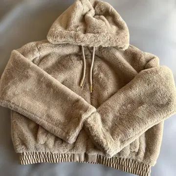 ZARA 인조 모피 후디드 자켓