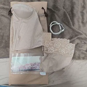 BLOOM LUXE 브라이덜 이너 베이지