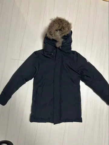 PYRENEX 블랙 다운 자켓 퍼 포함