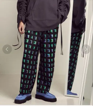 그라데이션 컬러 블록 프린트 1턱 와이드 팬츠 MASONSPECIAL