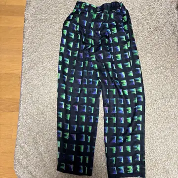 그라데이션 컬러 1 턱 와이드 팬츠 MAISONSPECIAL