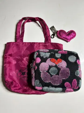 Think Bee 싱크비 마가렛 파우치 + 핑크 참