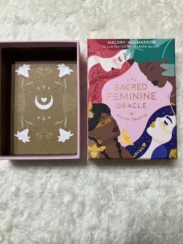 SACRED FEMININE ORACLE