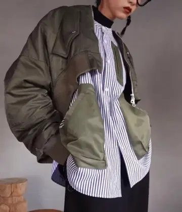 OMMO BACK FLARE SHORT MA-1