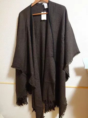 미니멀리스트 소스 브라운 프린지 판초