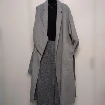플라스테 라이트 그레이 심플 롱 코트 한 겹