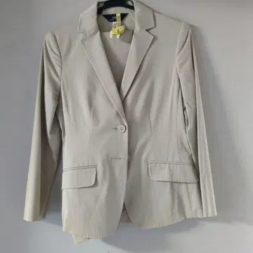 [ 중고품 ] INED 이네드 수트 셋업 7호 라이트 베이지 스트라이프