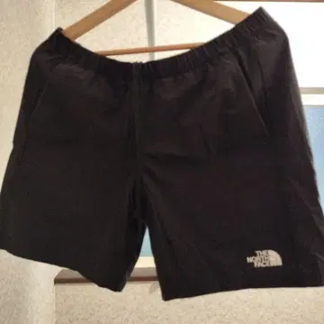 THE NORTH FACE 블랙 숏팬츠