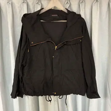 JEANASIS 블랙 마운틴 후드티 여성용 F 사이즈