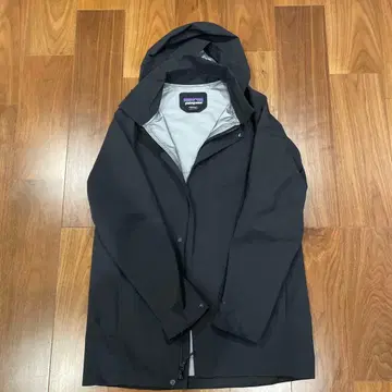 patagonia 시티 스톰 레인 후드티 블랙