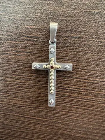 ArgentGleam 크로스 스터드 목걸이