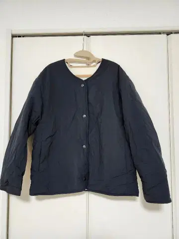 리버서블 퀼팅 자켓 네이비/화이트