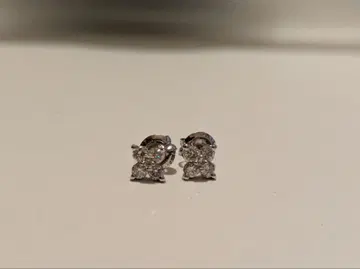 [ 미사용 새상품 ] 반돔 아오야마 카 귀걸이 다이아몬드