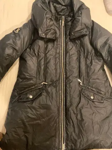 후드 부착 블랙 다운 자켓 스와로브스키 스톤 valenza