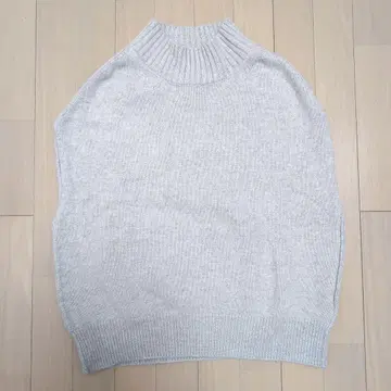 북유럽 생활 잡화점 따뜻한 울 니트 베스트 아이보리