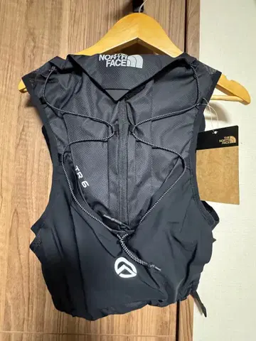THE NORTH FACE TR6 블랙 백팩