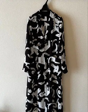 [ UN3D. ] 아쓰리디 페인트 아트 셔츠 자켓 (블랙)