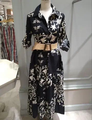 아라베스크 패턴 긴팔 롱 원피스 벨트 포함 아르무아르 카프리스