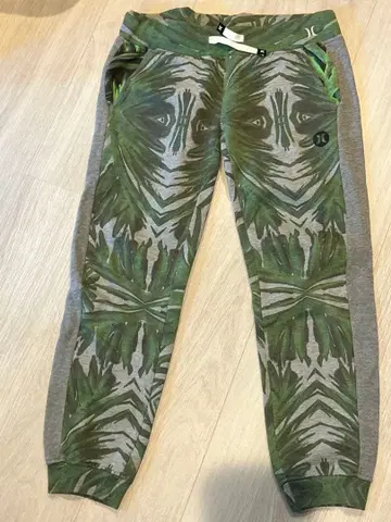 Hurley 야자수 패턴 S 조거 팬츠