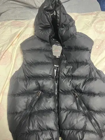 DUVETICA 듀베티카 다운 베스트 매트 블랙 48 L