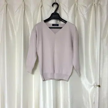 JUSGLITTY V넥 긴팔 니트 핑크 베이지 2 사이즈