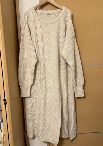 미사용 JEANASIS 지나시스 5G 케이블 슬릿 원피스 F