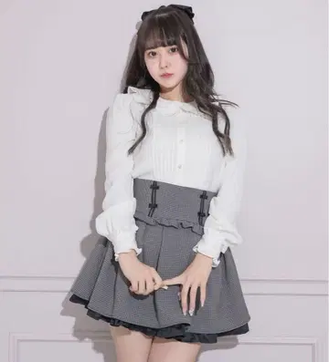 pium 턱 플레어 도리 미니 스커트