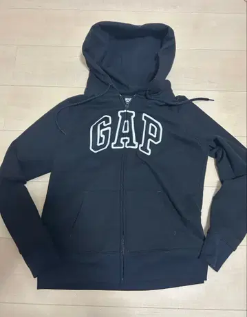 GAP 블랙 후드티 M 사이즈