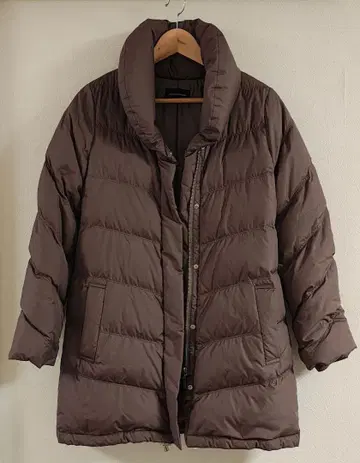 QUEENS COURT 퀸즈 코트 다운 코트 카키 브라운 M