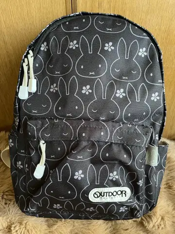 OUTDOOR과의 콜라보 미피 백팩