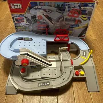 토미카 미니카 세트 입체 주차장