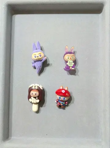 러브부 미니 피규어 4개 세트