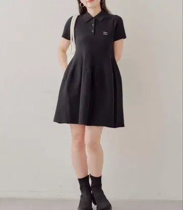 Chico 가슴 자수 폴로 미니 원피스
