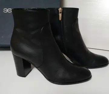 미사용 Sergio 블랙 가죽 숏부츠