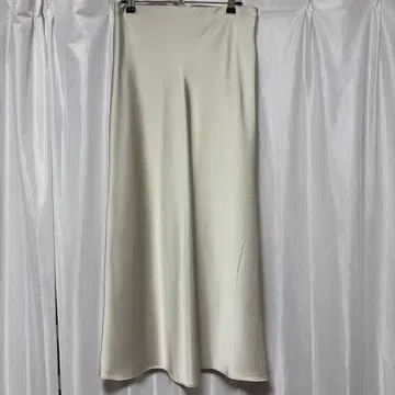 ZARA 새틴 롱 스커트