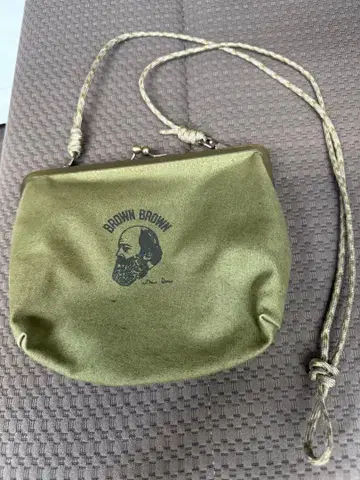 브라운 브라운 가마구치 숄더백 사코슈