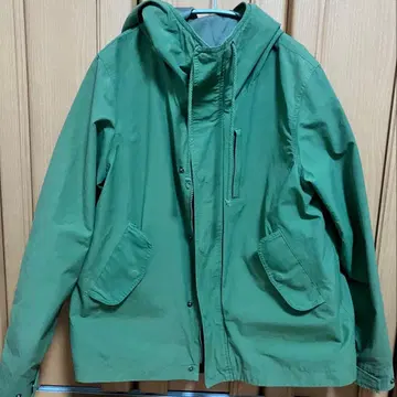 URBANRESACH 다운 베스트 포함 3way 마운틴 후드티 카키