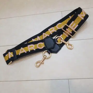 [ 미사용 새상품 ] 마크제이콥스 The strap 핑크