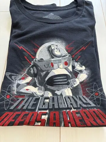 버즈 라이트이어 버즈 라이트이어 T셔츠