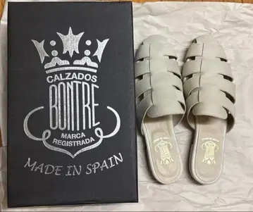 본트레 BONTRE 구르카 샌들 화이트